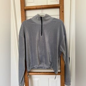 Halara  cropped pullover